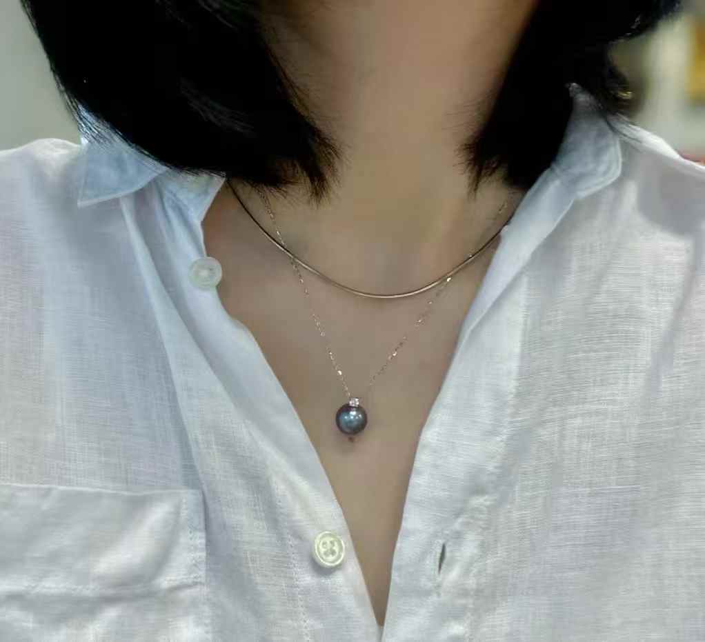 DA  10-11mm Edison Black Pearl Pendant Necklace, High Luster "Tahitian Look-Alike" Pearl, Round Near Flawless Freshwater Pearl, S925 Sterling Silver Jewelry for Women