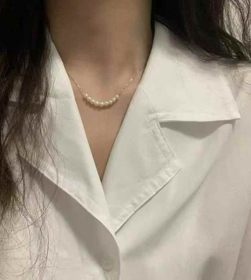 DA. 9-Pearl Smile Chain Necklace, 5-6mm High Luster Round Freshwater Pearl Choker, Elegant Dainty Pearl Necklace for Spring Summer