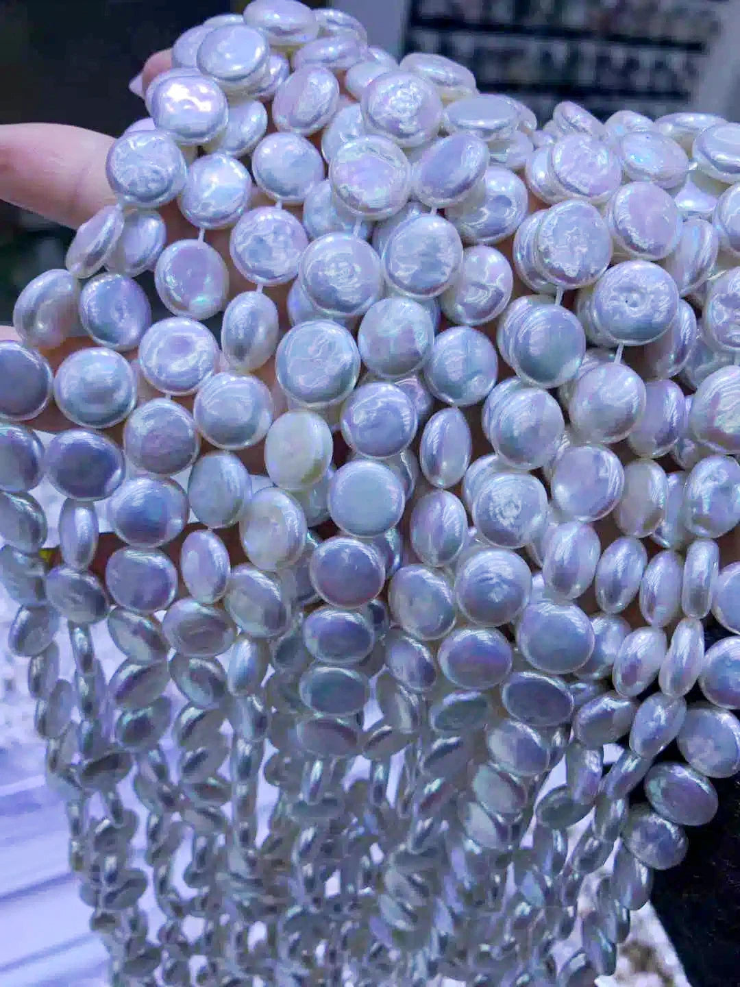JIYU 10-12mm Mirror-Luster Button Pearl Necklace, High Luster White Coin Freshwater Pearl Strand, Statement Baroque Pearl Jewelry