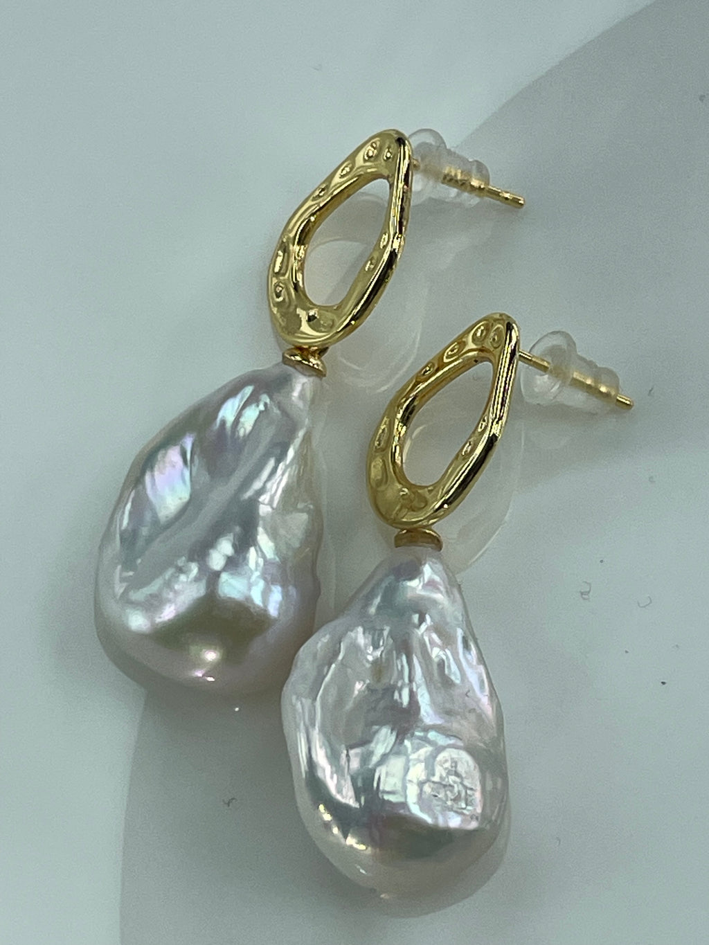 Baroque Earring 1 - Aurora Mirror Freshwater Pearl Drop Earrings Unique Irregular Hammered Alloy Jewelry