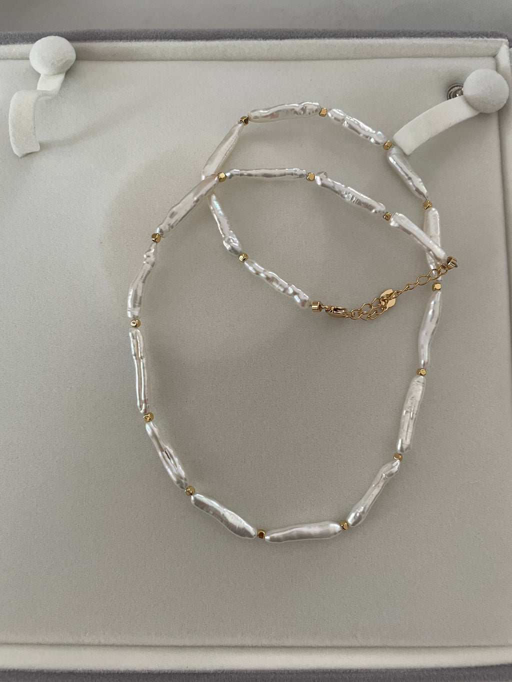 Baroque Necklace 6 - Premium Smooth Skin Keshi Stick Pearl Choker, Minimalist Cool Noble Women’s Jewelry