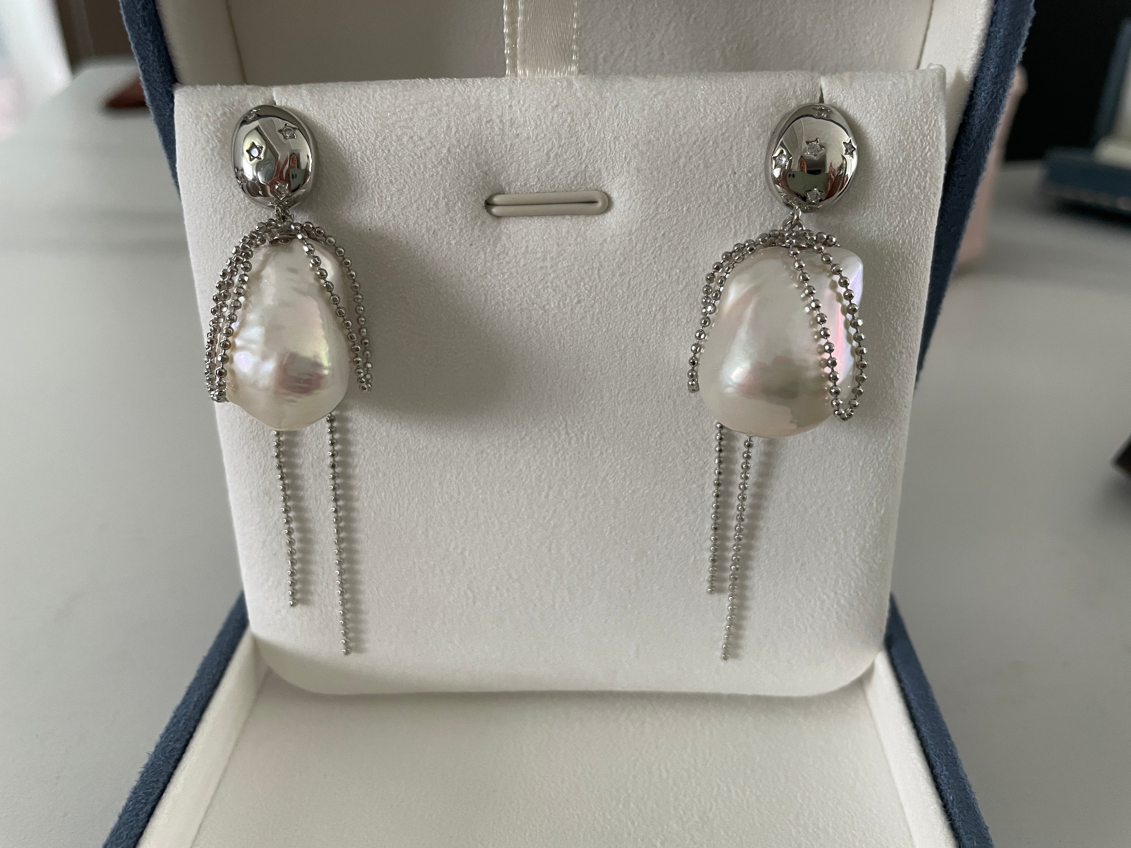 Baroque Earring 3 - Large Aurora Mirror Smooth Freshwater Baroque Pearl Drop Earrings, Silver Tone Tassel Alloy Jewelry