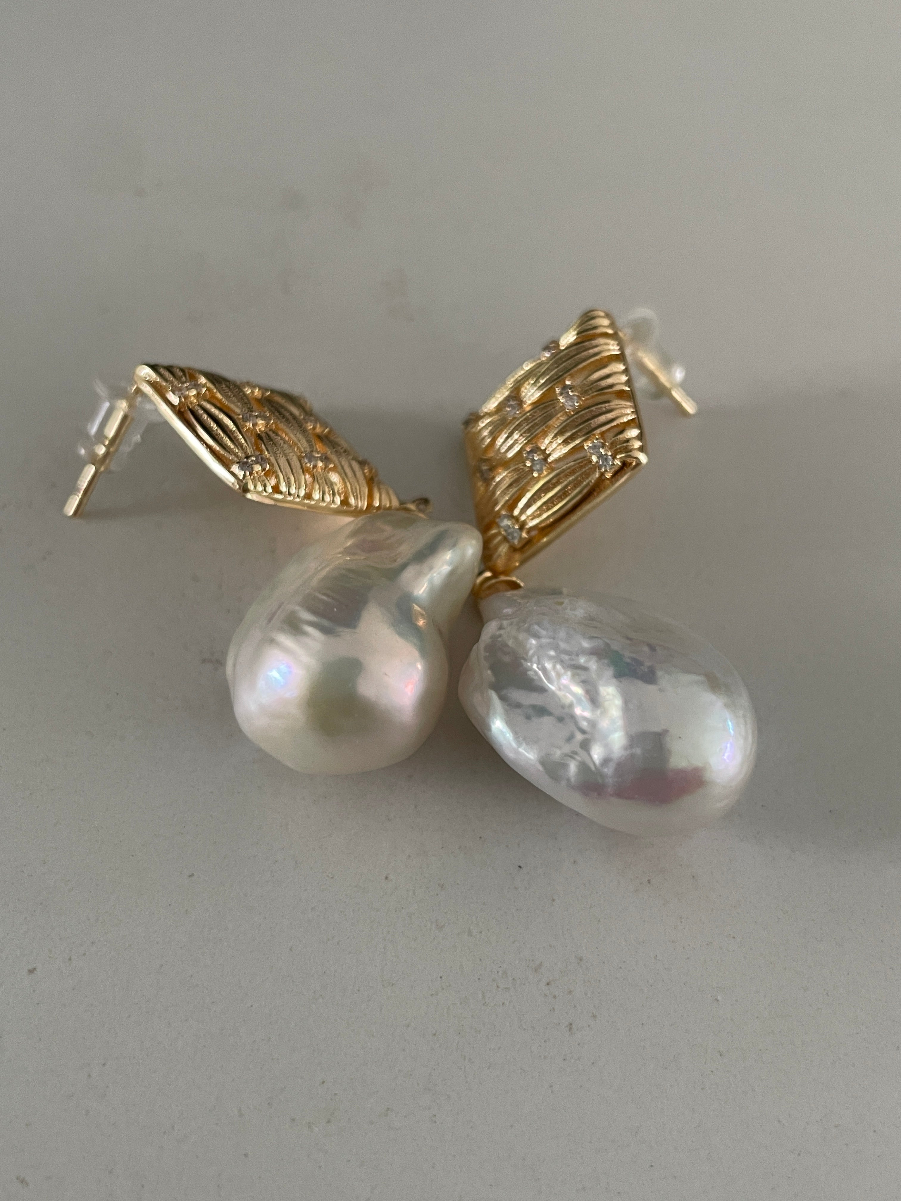 Baroque Earring 2 - Aurora Mirror Freshwater Baroque Pearl Drop Earrings, Unique Irregular CZ Inlaid Alloy Jewelry