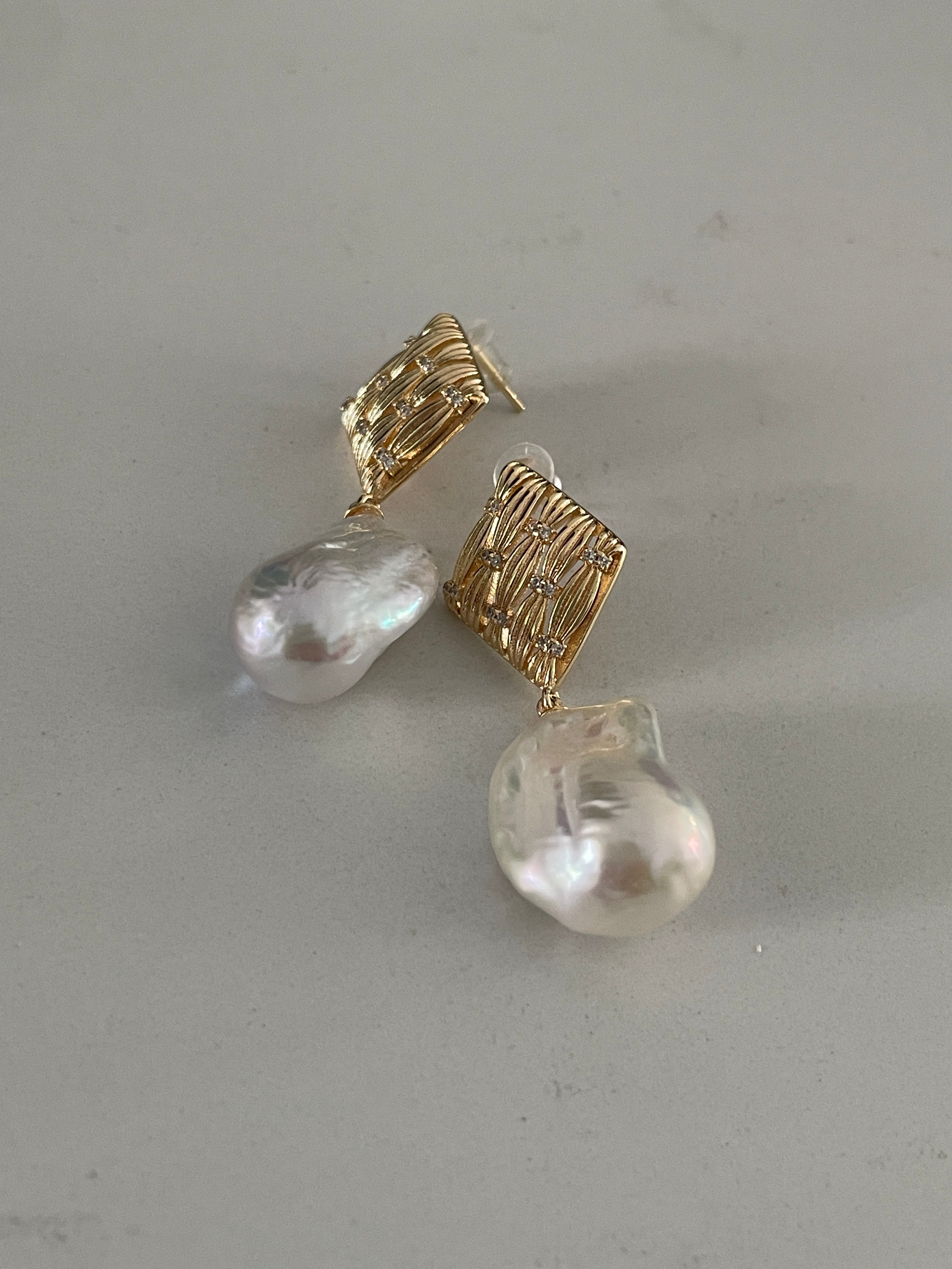 Baroque Earring 2 - Aurora Mirror Freshwater Baroque Pearl Drop Earrings, Unique Irregular CZ Inlaid Alloy Jewelry
