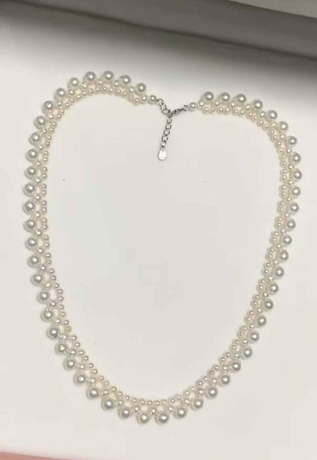 DA  Pearl Choker Necklace for Women, Hand-Woven Multi-Layer Pearl Necklace, Elegant Vintage Wedding Bridal Pearl Choker, Fashion Celebrity Inspired Adjustable Chain Necklace