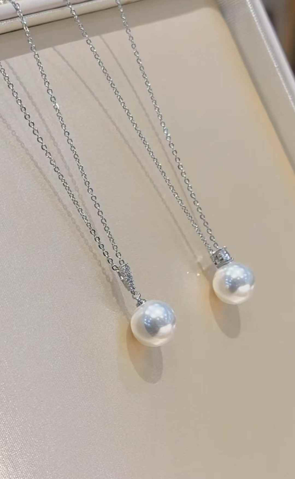 DA. 7-8mm Round High Luster Akoya Pearl Pendant Necklace, Princess Diana Style Solitaire Pearl Necklace, S925 Sterling Silver Setting, Classic Elegant Jewelry for Women
