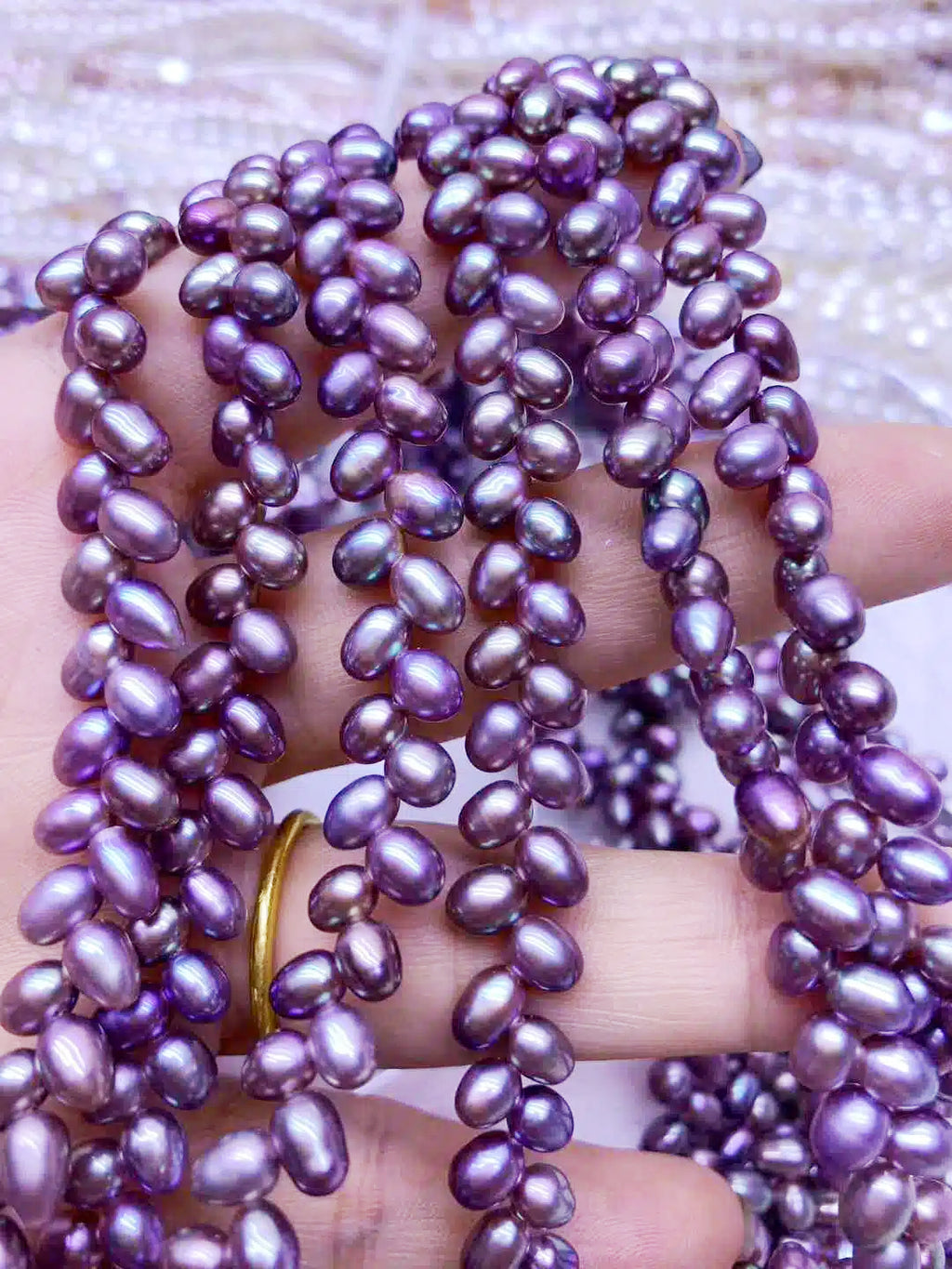 JIYU Dark Purple Iridescent Wheat-Shaped Pearl Necklace, High Luster Baroque Freshwater Pearl Strand, Statement Purple Pearl Jewelry for Women