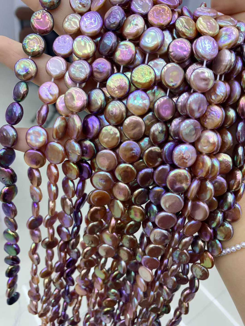 JIYU High Luster Iridescent Button Pearl Strand Necklace, Smooth Skin Freshwater Baroque Pearl Jewelry, Unique Statement Necklace for Women