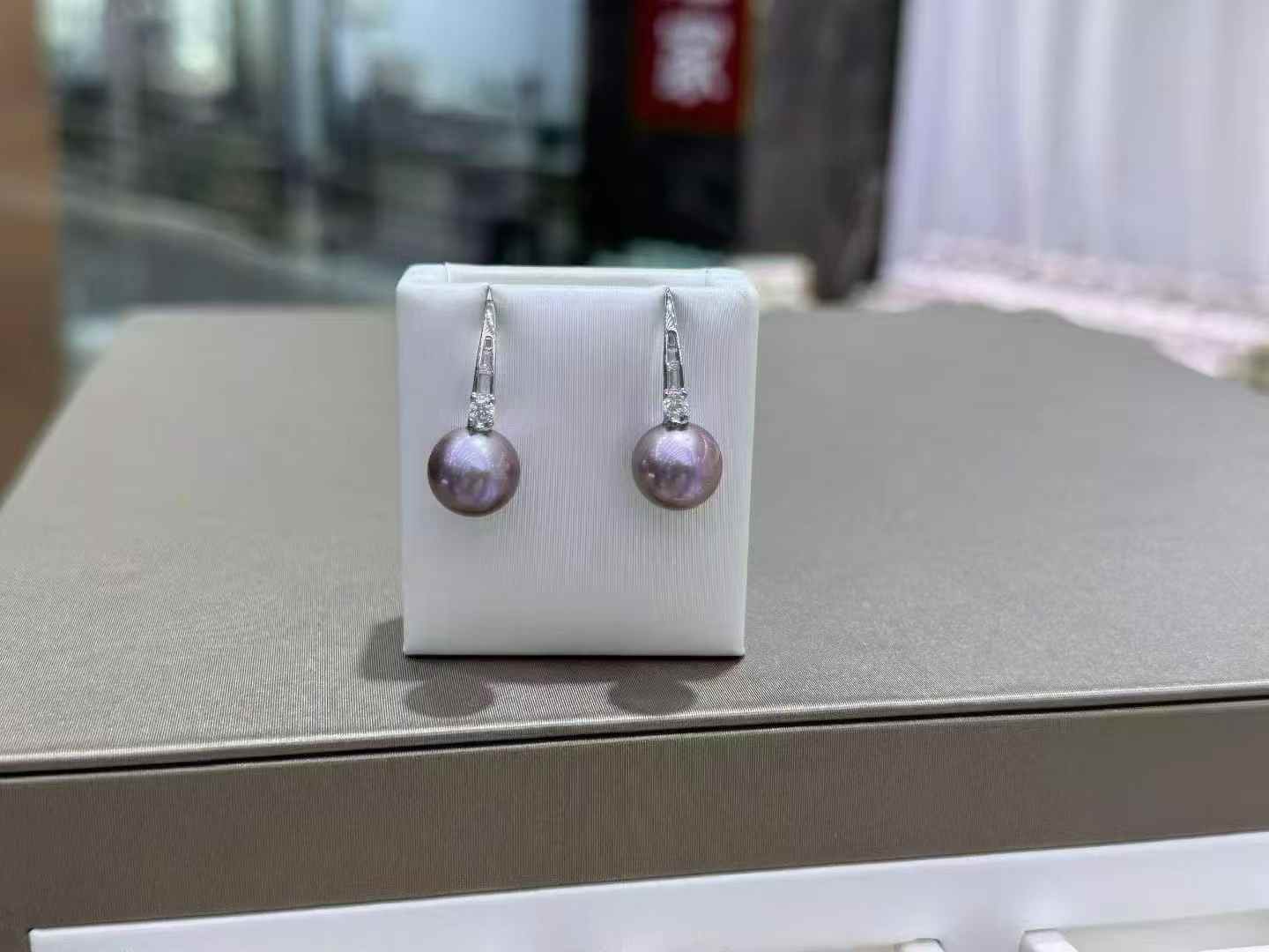 DA  10-11mm Natural Purple Pearl Drop Earrings, High Luster Round Freshwater Pearl Earrings, Elegant Statement Earrings for Women