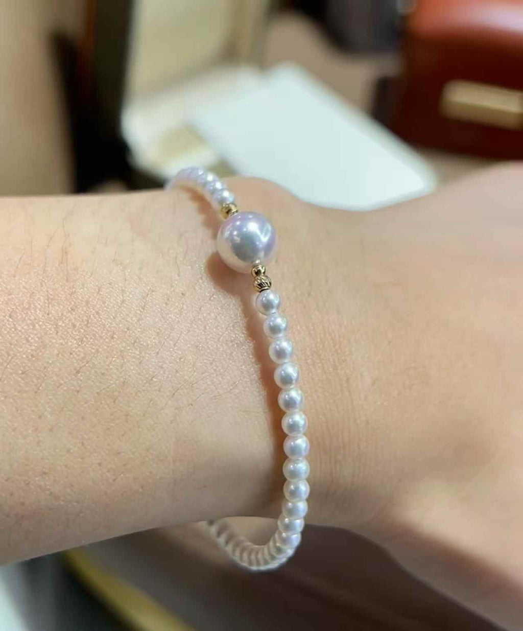 DA12.  8-9mm Single Pearl Station Bracelet, High Luster Aurora Freshwater Pearl Bangle, Handmade Adjustable Pearl Bracelet for Women